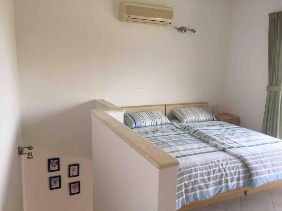Lovely Split Level Apartment With Sea View, Pool, Free Parking And Wifi Cavtat Eksteriør billede